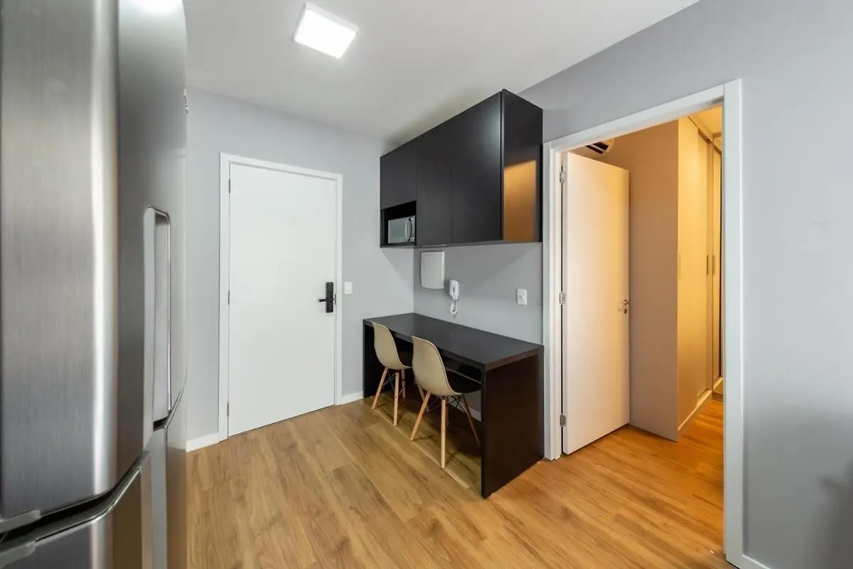 Apartament Bhomy Brooklin - 10Min Do Metro Campo Belo Mor406 São Paulo 0*,
